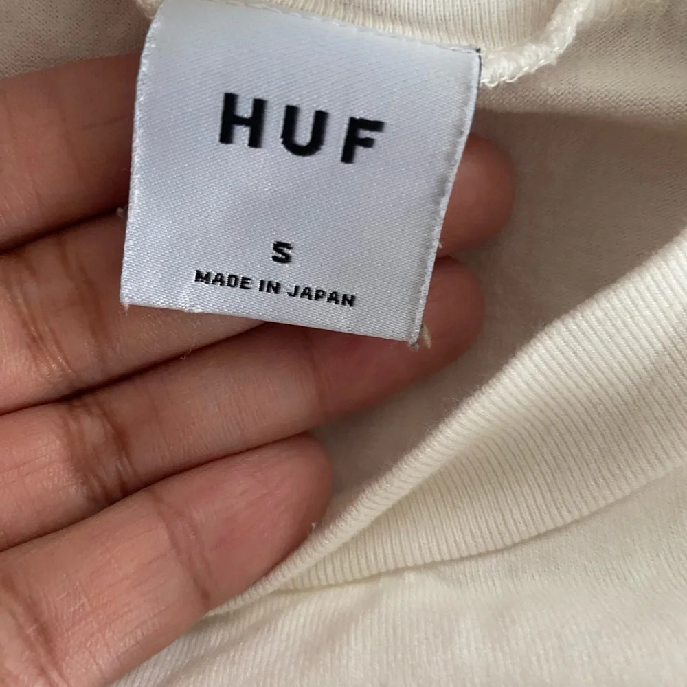 ⭐️HUF Delincuente Short Sleeve Muscle Tank Top - Picture 6 of 7
